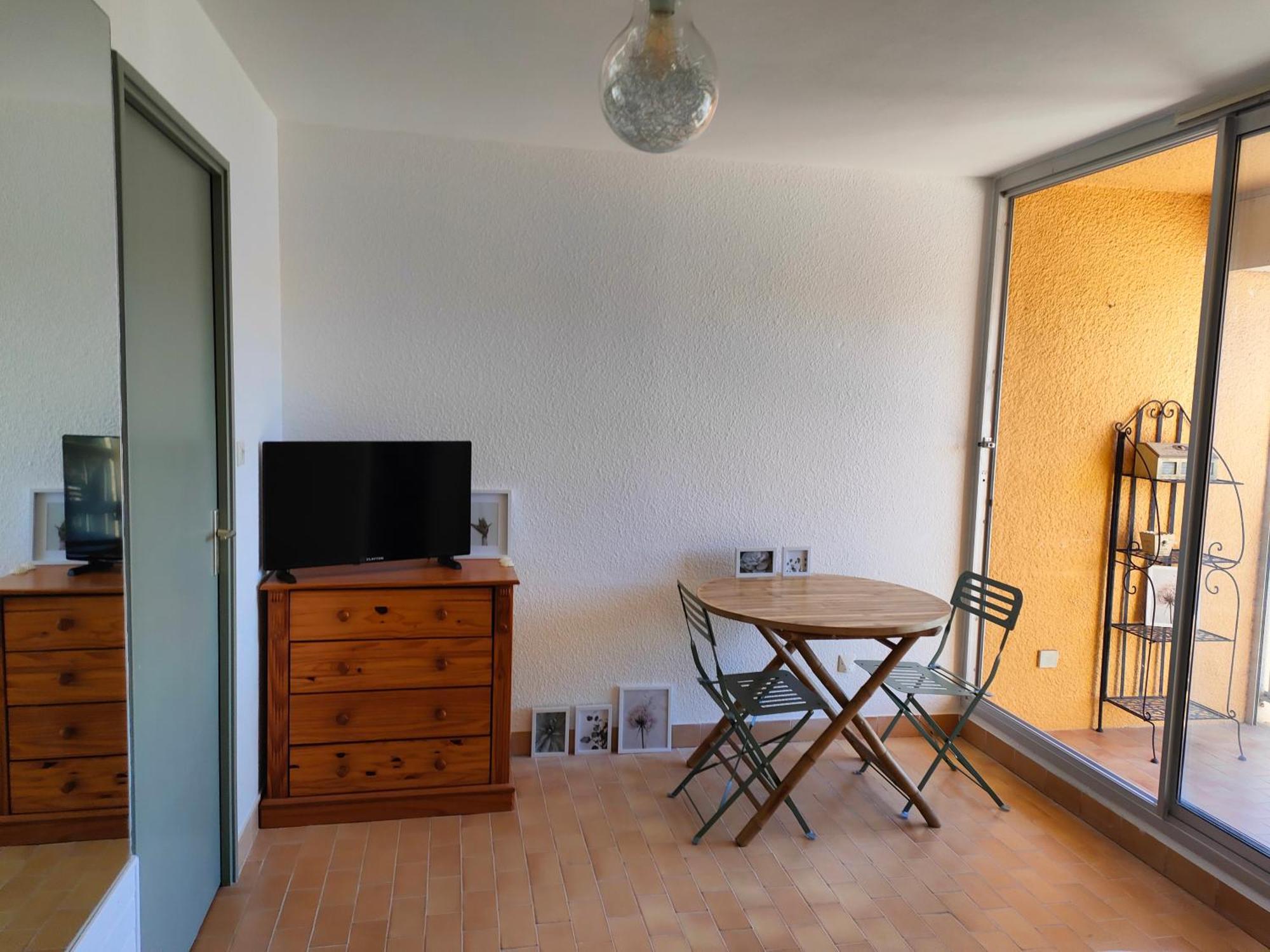 Gruissan, Studio Cabine, Au Calme Vue Degagee Sur Marina Esterno foto