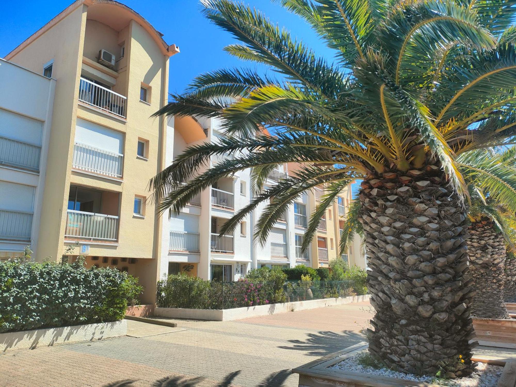 Gruissan, Studio Cabine, Au Calme Vue Degagee Sur Marina Esterno foto