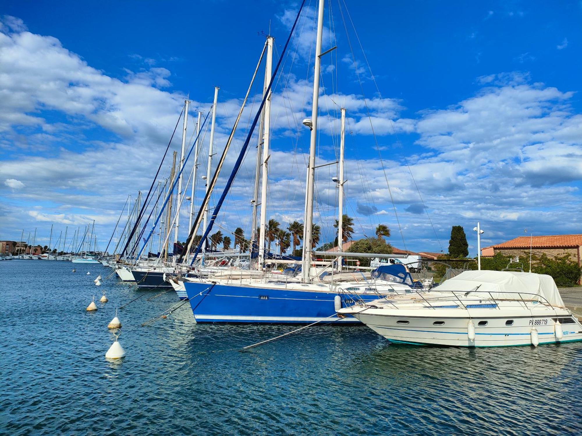 Gruissan, Studio Cabine, Au Calme Vue Degagee Sur Marina Esterno foto